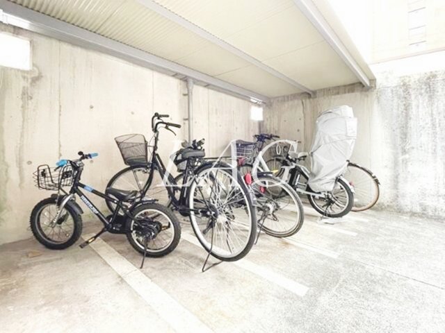 その他共有部分　駐輪場です。