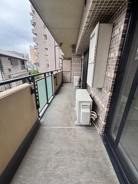 ＪＲ山手線 恵比寿駅 徒歩8分 8階建 築24年の内装写真