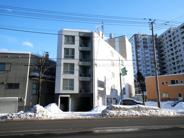 建物外観　地下東西線「ひばりが丘」徒歩7分