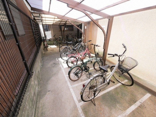 地下鉄谷町線 天神橋筋六丁目駅 徒歩13分 7階建 築29年の外観写真