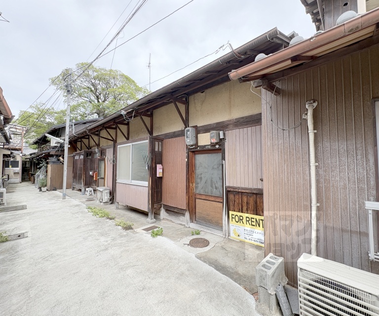上京区東柳町貸家の外観写真