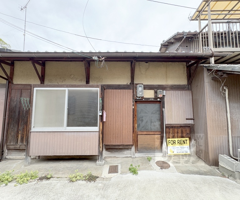 上京区東柳町貸家の外観写真