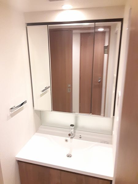 洗面設備　（別タイプ参考写真）クレイシア赤羽　北区赤羽2