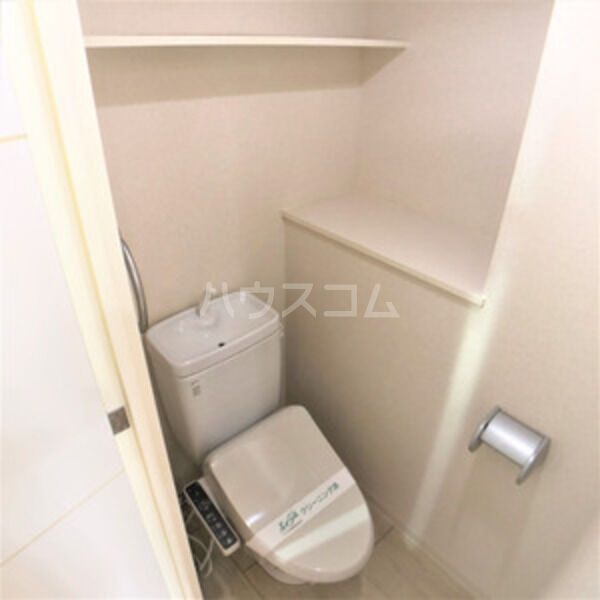 地下鉄名城線 矢場町駅 徒歩5分 11階建 築20年のトイレ写真