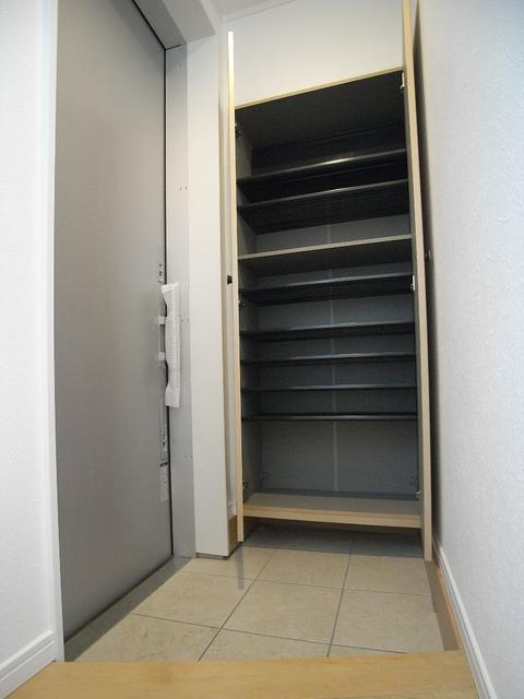 収納　収納　シューズボックス