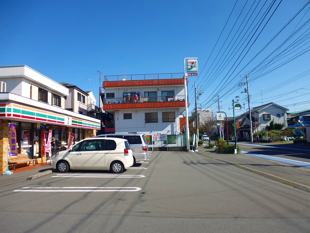 コンビニ　セブンイレブン大和南林間七丁目店（コンビニ）まで563m
