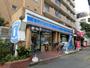 コンビニ　ローソン大森海岸駅前店（コンビニ）まで88m