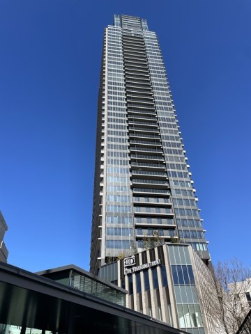 THE YOKOHAMA FRONT TOWER (ザ・ヨコハマフロンの建物外観
