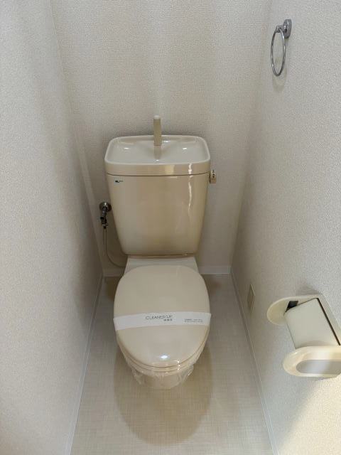 【エタニティコートI番館のトイレ】