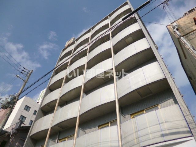 【姫路市坂元町のマンションの建物外観】