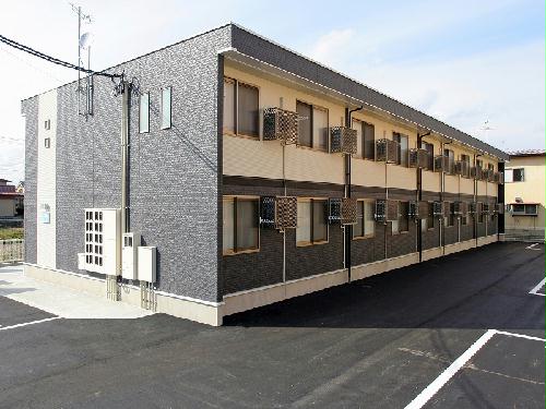 【レオネクスト越井坂の建物外観】