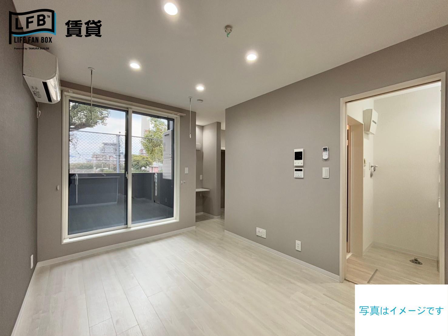 【ＬＦＢ　ＡＰＡＲＴＭＥＮＴ小野田の建物外観】