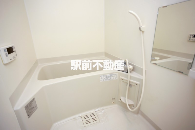 バス・シャワールーム　※同マンション別部屋