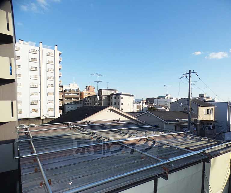 【京都市中京区西ノ京北壺井町のマンションの眺望】