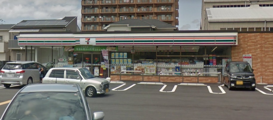 コンビニ　セブンイレブン明石貴崎５丁目店（コンビニ）まで608m