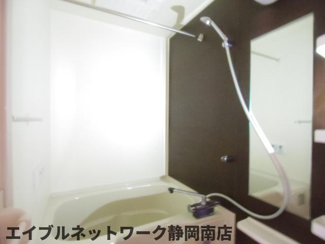 バス・シャワールーム　日々の暮らしに欠かせないお風呂です