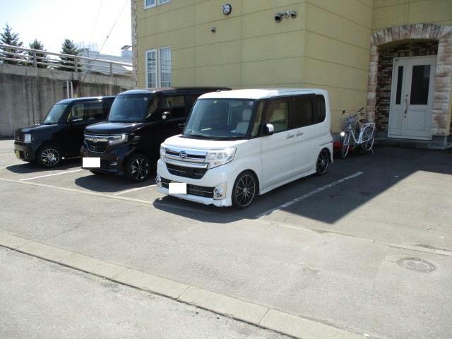 駐車場　駐車場