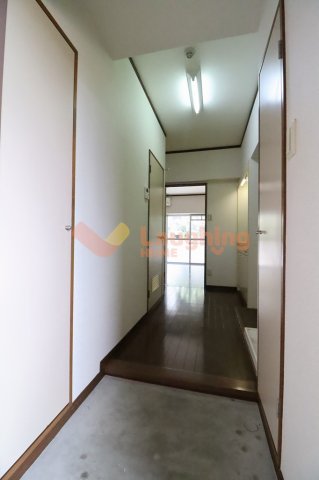 玄関　シンプルで使いやすい玄関です