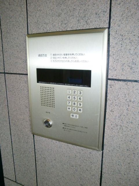 セキュリティ　オートロックは安心です☆