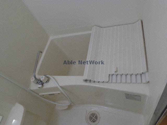 バス・シャワールーム　浴槽