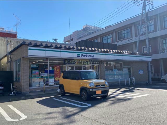 コンビニ　ファミリーマート大洲市役所前店（コンビニ）まで1910m