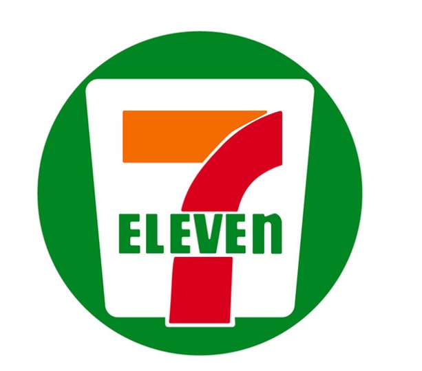 コンビニ　セブンイレブン藤元総合病院店（コンビニ）まで333m