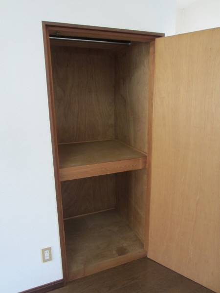 収納　写真と現況が相違する場合は現況を優先致します。