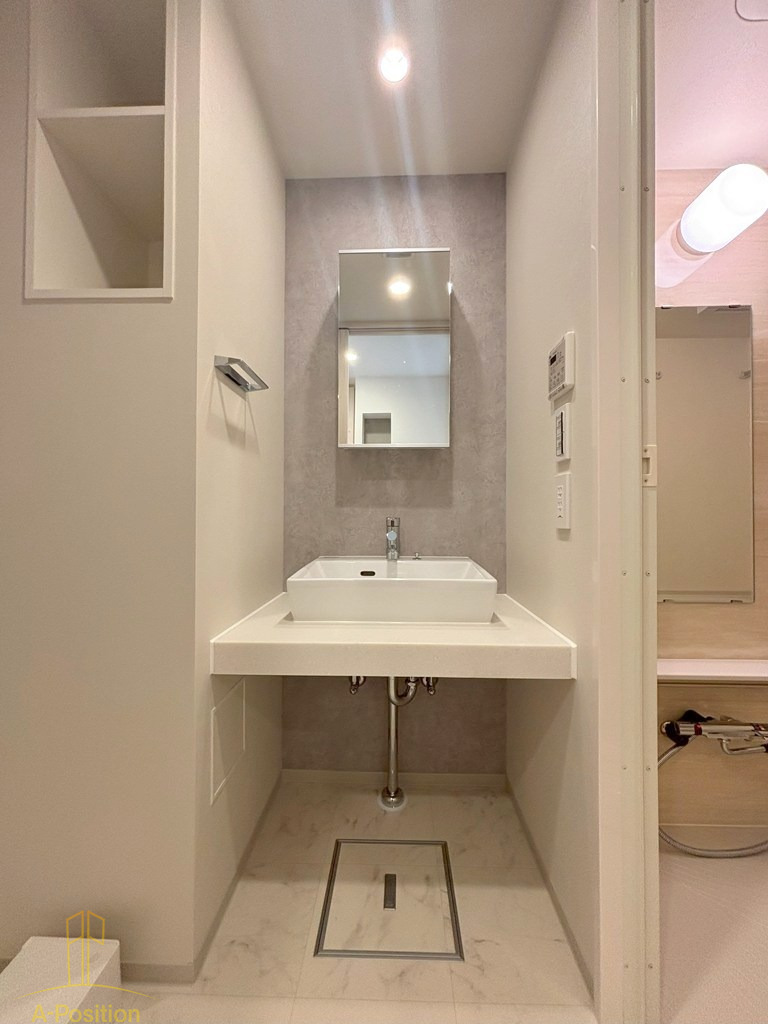 洗面設備　コンフォリア・リヴ北浜淡路町