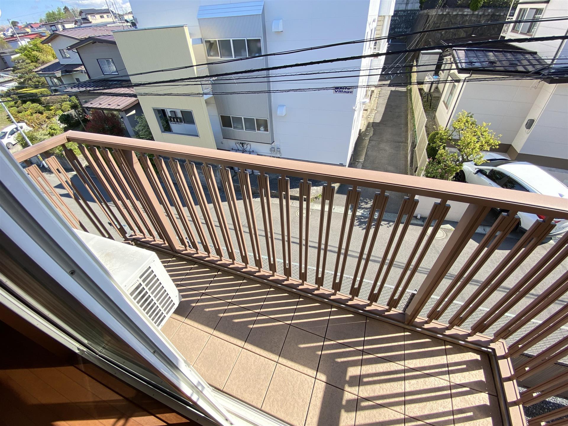 バルコニー　バルコニー
