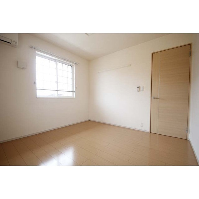 その他部屋・スペース　エアコン２台付き