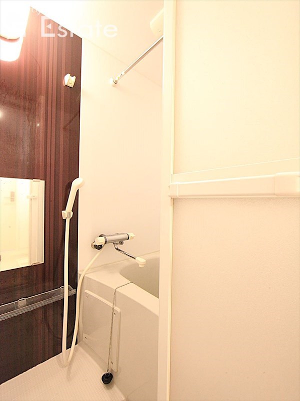 バス・シャワールーム　バスルーム