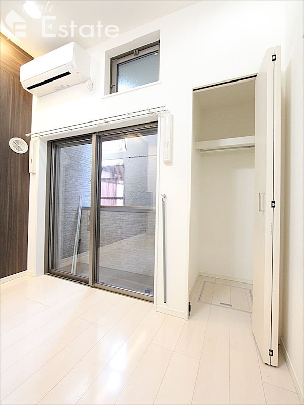 収納　クローゼット