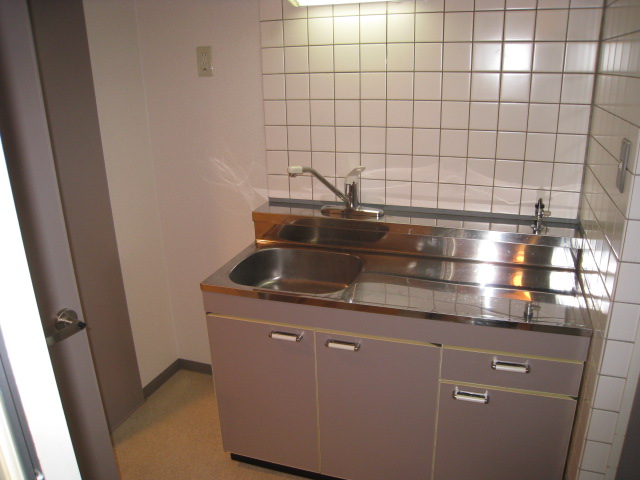 キッチン　※写真は別のお部屋のものです。現況を優先させて頂きます。