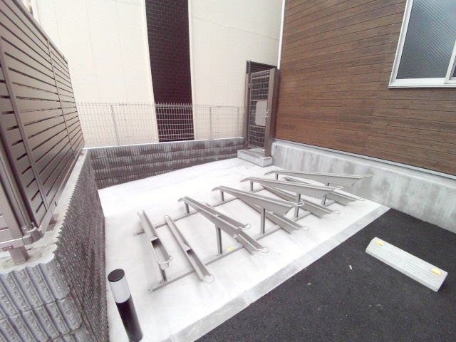 駐車場　駐輪場