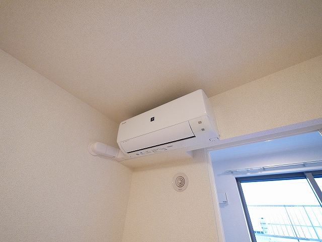 その他設備　エアコン完備で、年中快適にお過ごし頂けます。