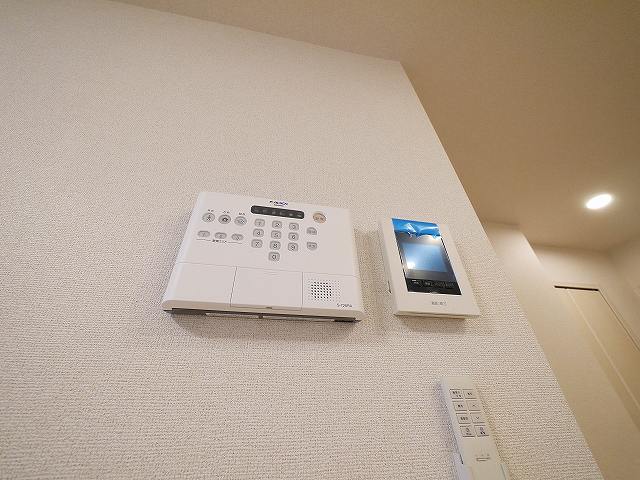 セキュリティ　お顔が見えるモニター付きインターホン