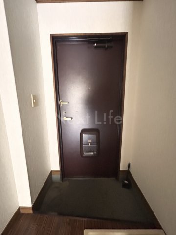 玄関　アーバンライフ秋山