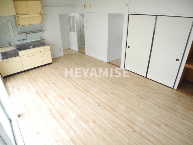 居室・リビング　※同物件同室タイプの写真でございます※現況を優先します※