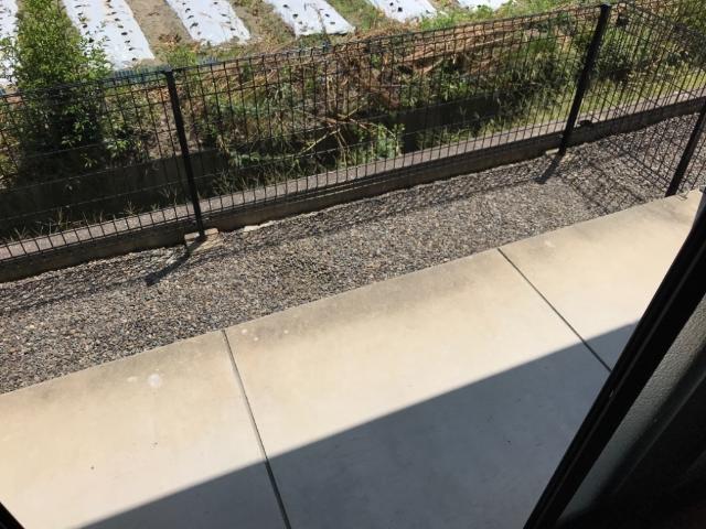 バルコニー　庭