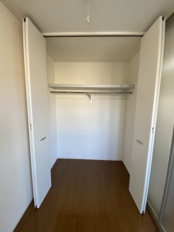 収納　別部屋同間取りのお写真となります。参考にご覧くださいませ。