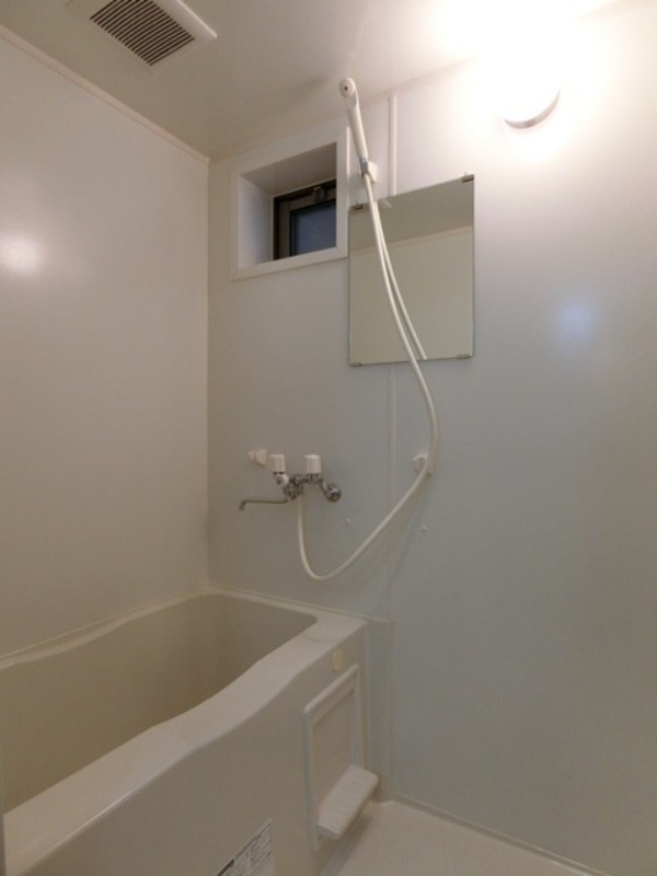 バス・シャワールーム　図面と現状に相違がある場合には現状を優先