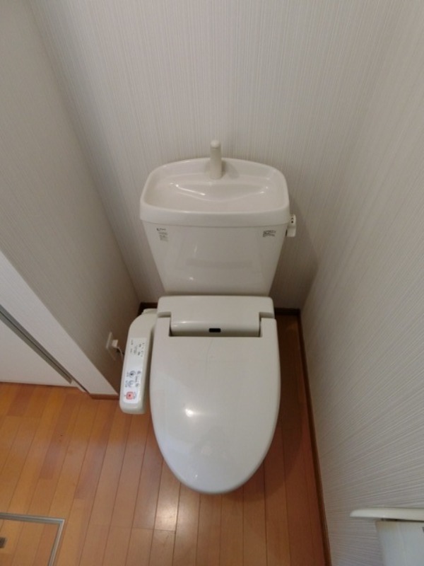 トイレ　図面と現状に相違がある場合には現状を優先