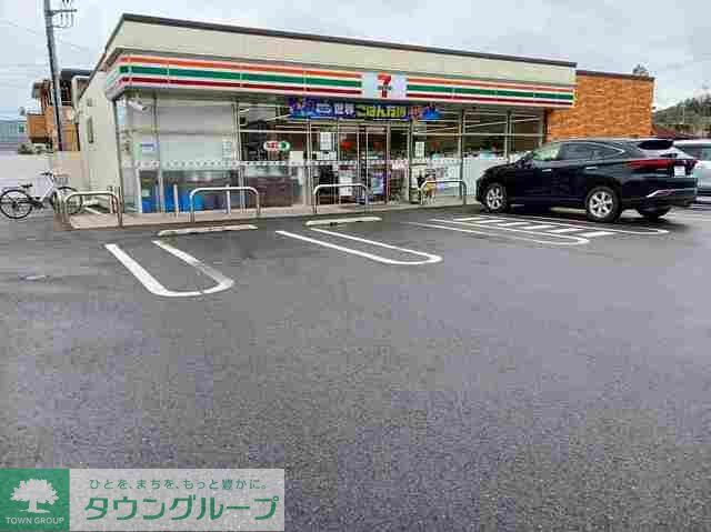 コンビニ　セブンイレブン太田市東長岡町店（コンビニ）まで960m