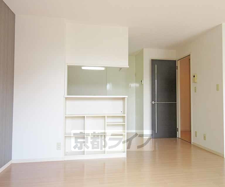 居室・リビング　開放的なダイニング