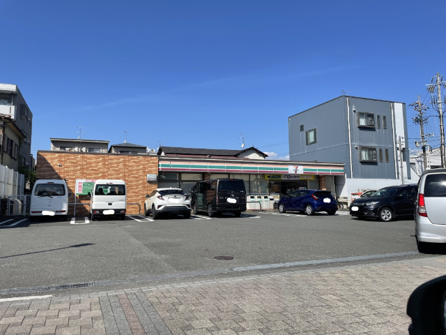コンビニ　セブンイレブン静岡中田２丁目店（コンビニ）まで535m