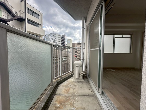 バルコニー　※別号室の写真です