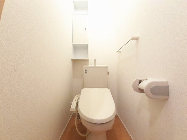 トイレ　コンパクトで使いやすいトイレです
