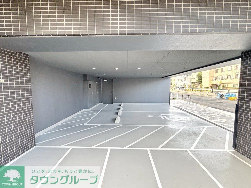 駐車場　駐車場