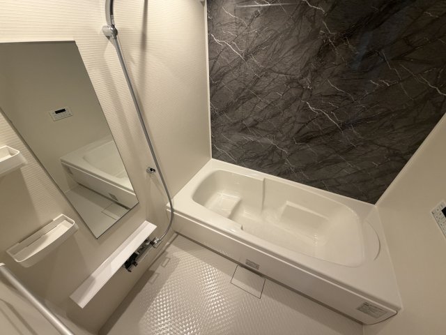 バス・シャワールーム　ゆったり過ごせるお風呂です