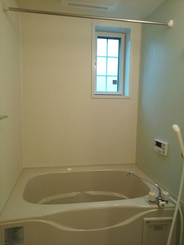 バス・シャワールーム　日々の疲れを癒すお風呂付です
